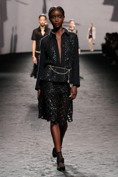 Look 61